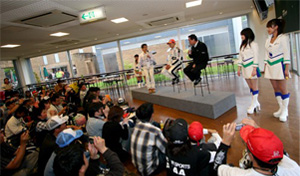LAWSON TEAM IMPULブースイベント